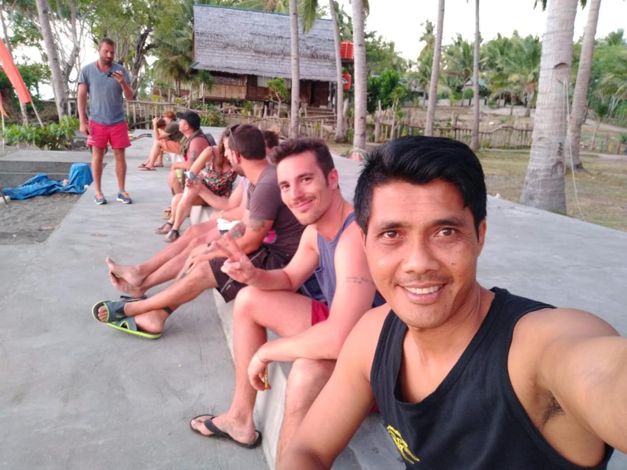 Sunari Beach Resort Selayar Matalalang Exteriör bild