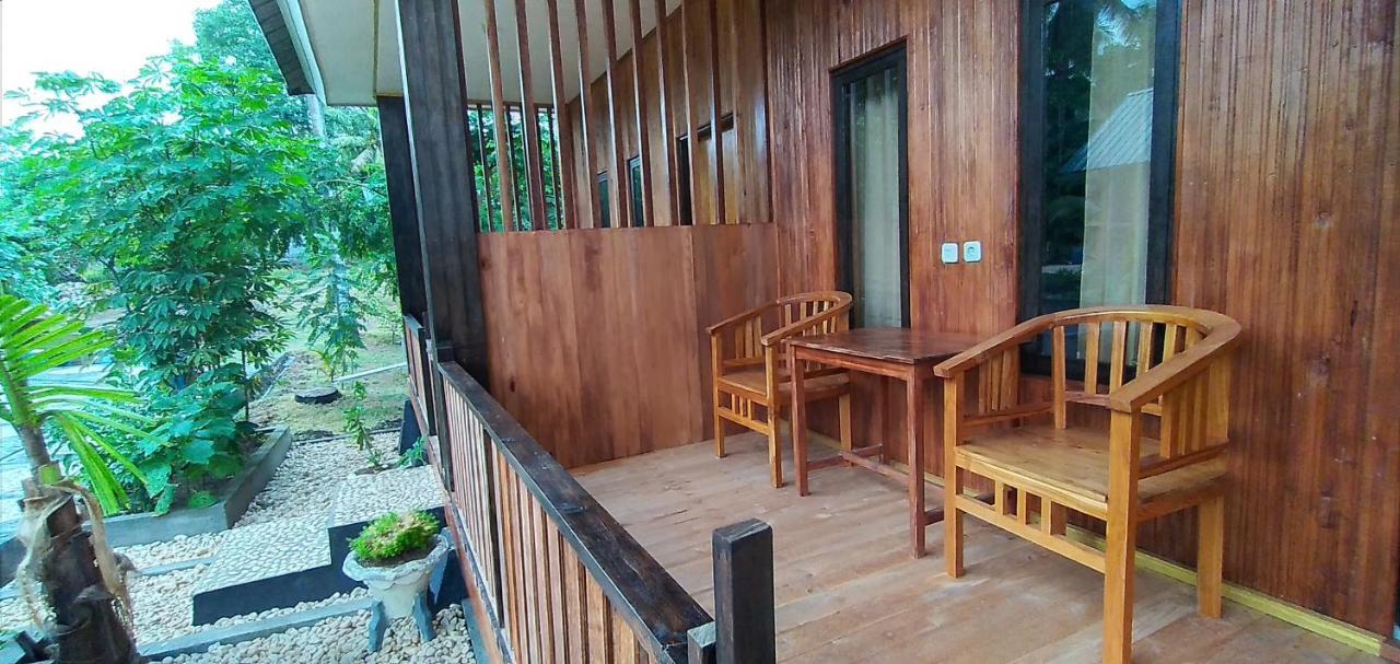 Sunari Beach Resort Selayar Matalalang Exteriör bild